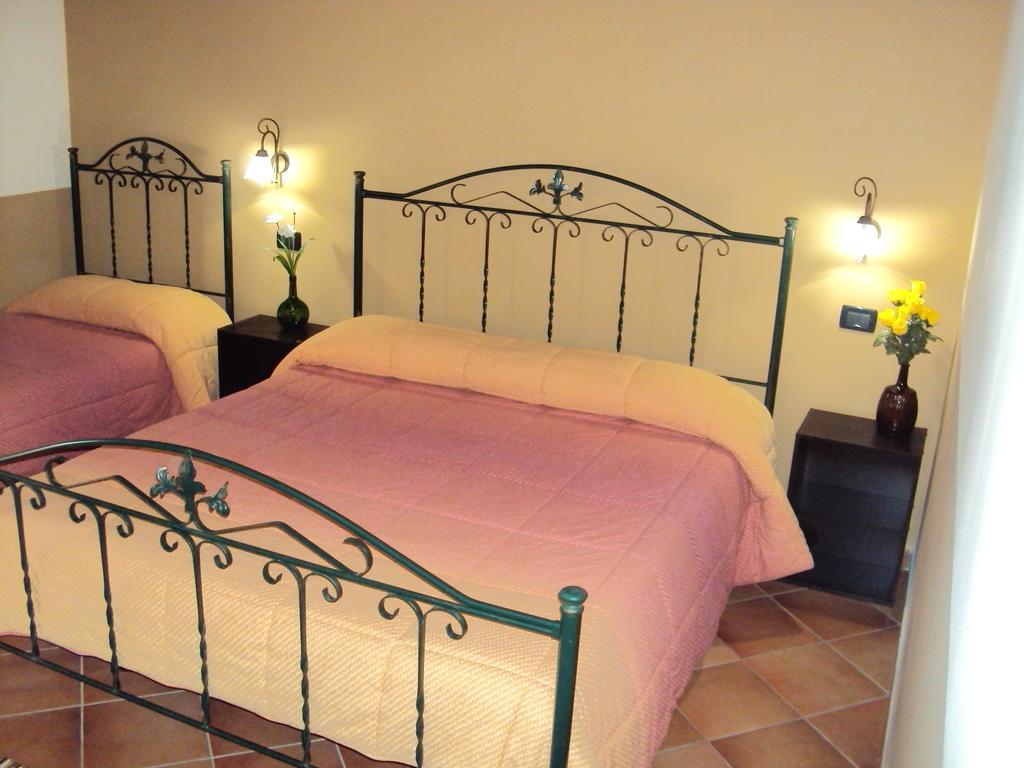 מסקלי Agriturismo Il Pozzo Antico מראה חיצוני תמונה