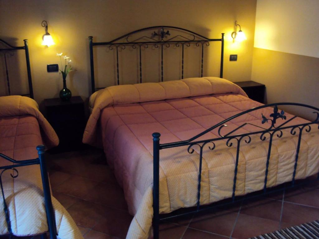 מסקלי Agriturismo Il Pozzo Antico מראה חיצוני תמונה