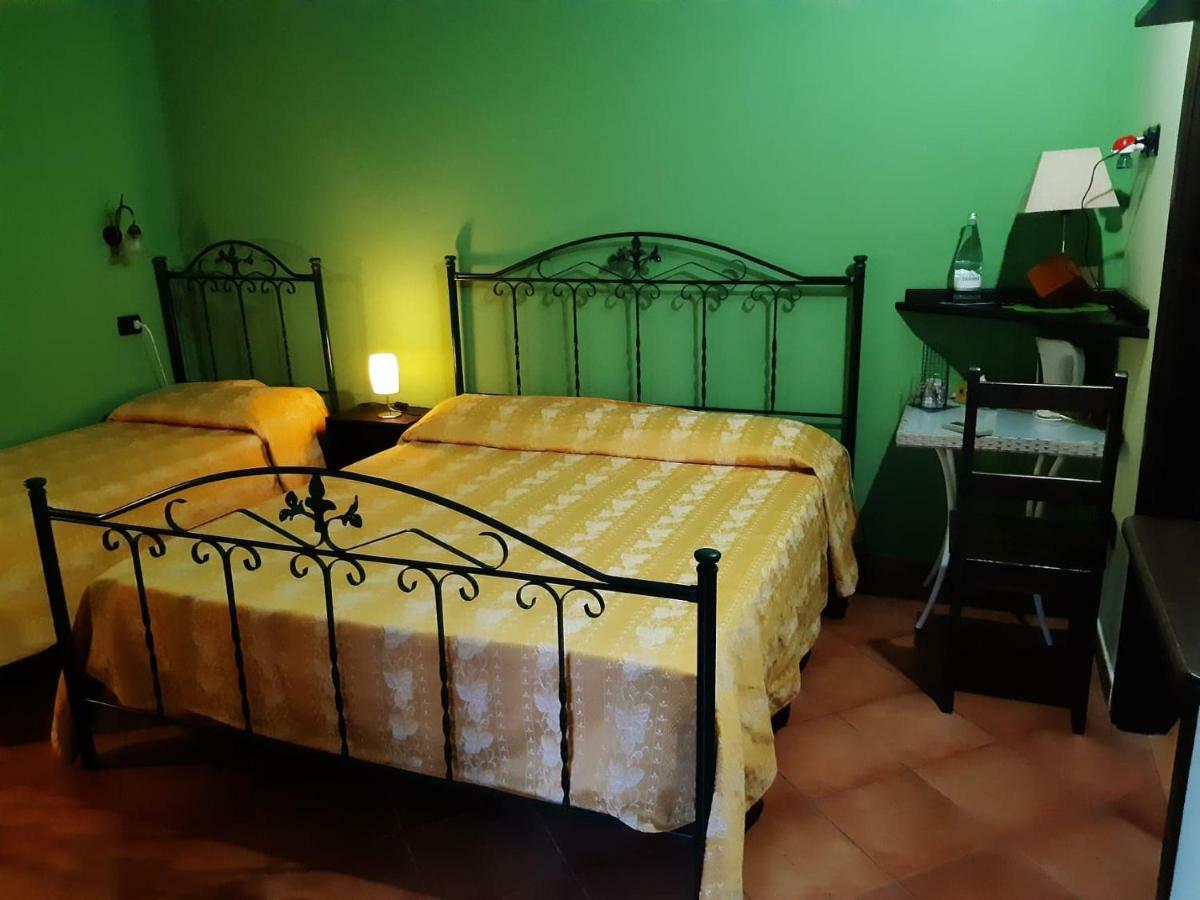 מסקלי Agriturismo Il Pozzo Antico מראה חיצוני תמונה