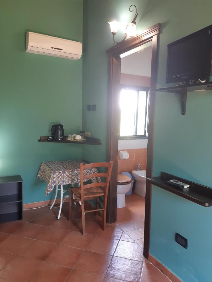 מסקלי Agriturismo Il Pozzo Antico מראה חיצוני תמונה