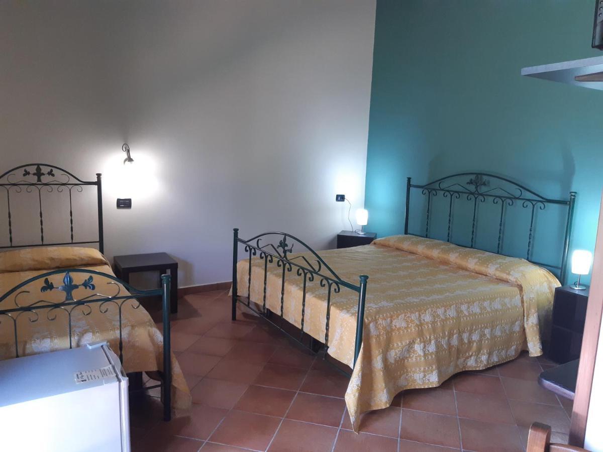 מסקלי Agriturismo Il Pozzo Antico מראה חיצוני תמונה